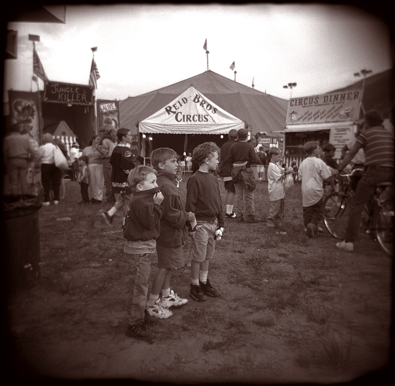 holga toy camera boys at the circus