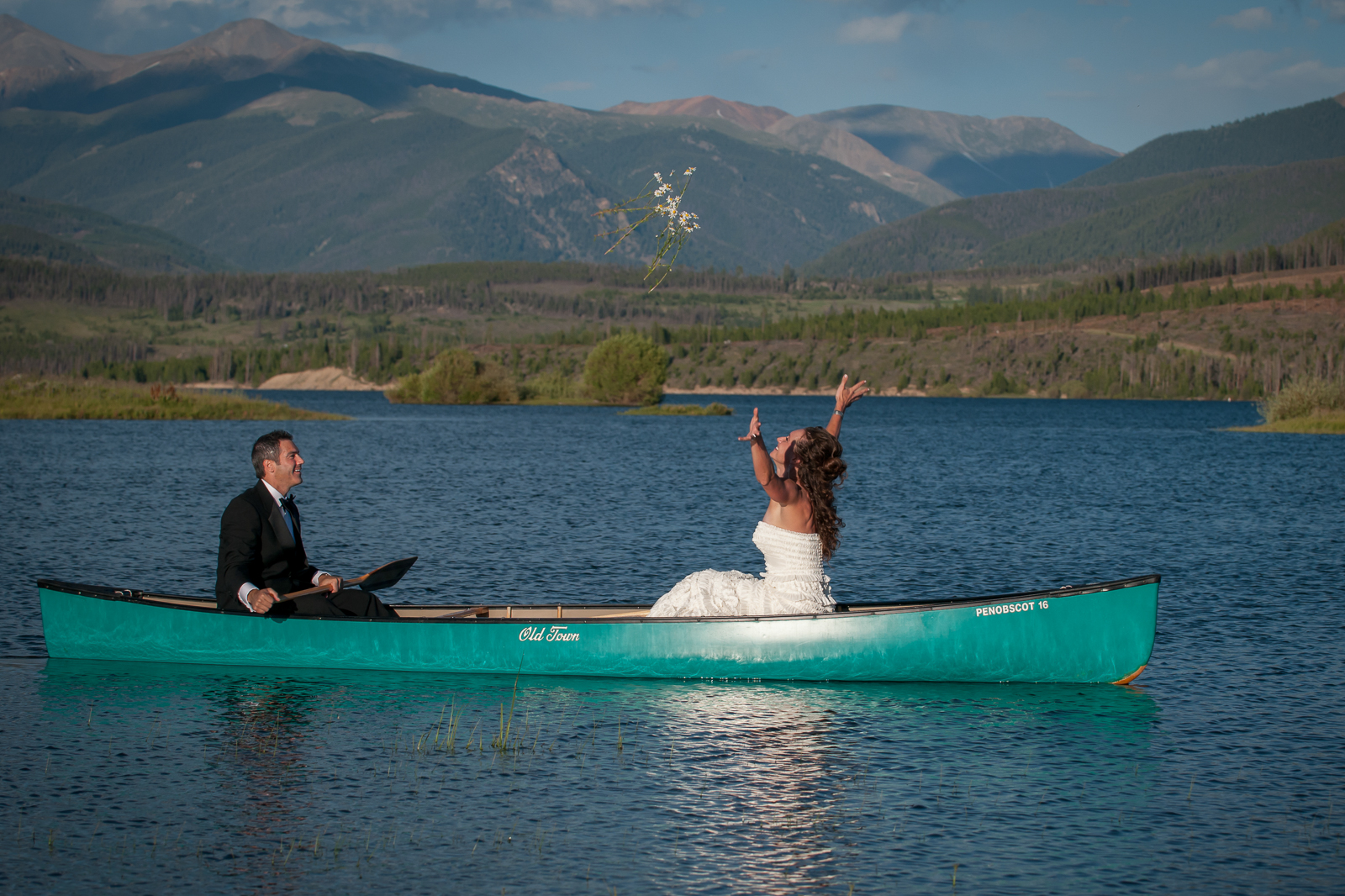 canoe engagement couple photography